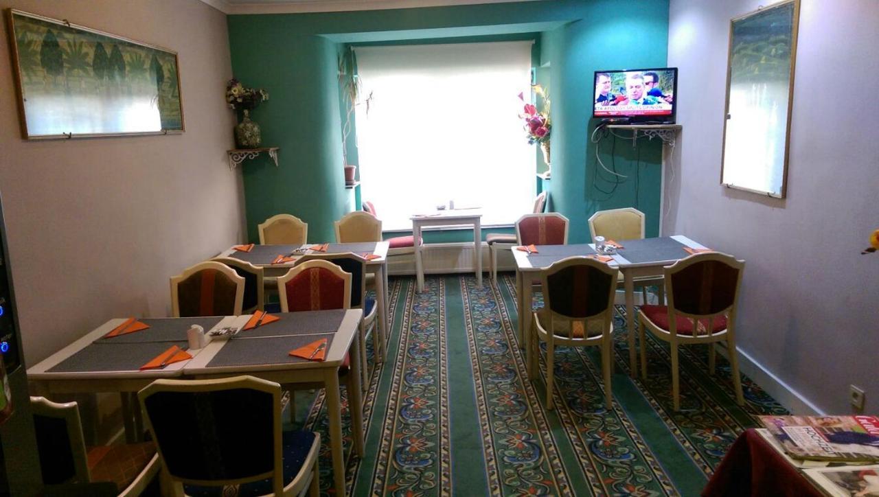 Hotel L'auberge Du Souverain Auderghem